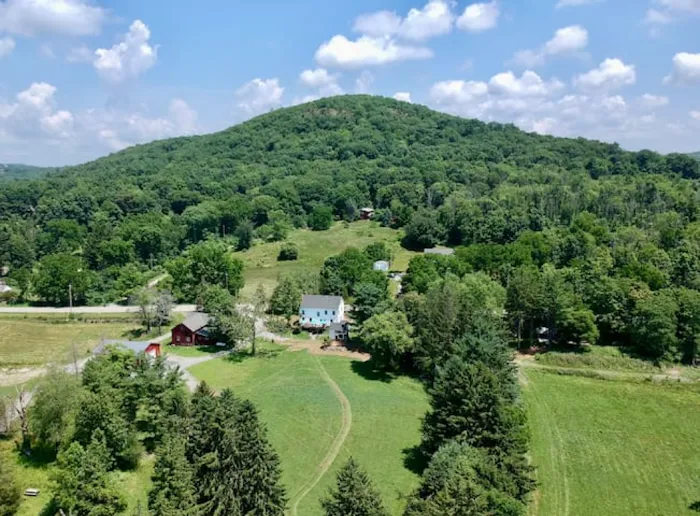 1841 Farmhouse Picture 1