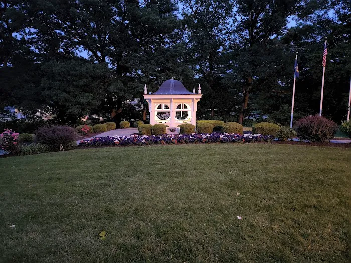 Millpond Gazebo Picture 9
