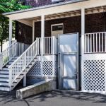 IHG Army Hotels Beat Navy House - Historia