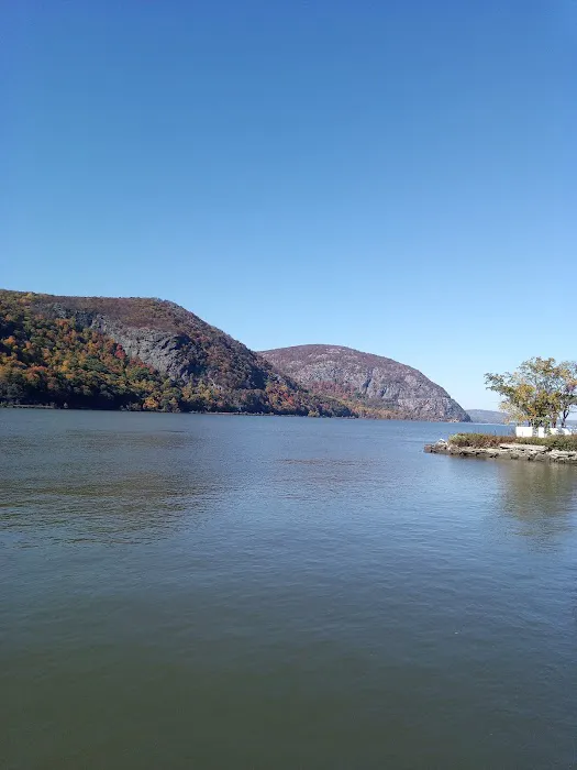 Dockside Park Picture 7