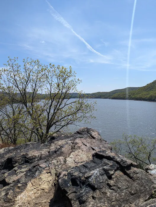 Little Stony Point Picture 1