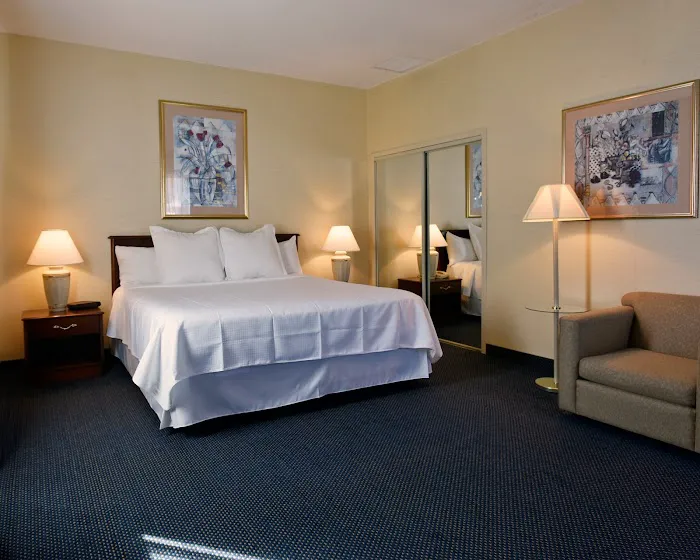 Maron Hotel & Suites Picture 4