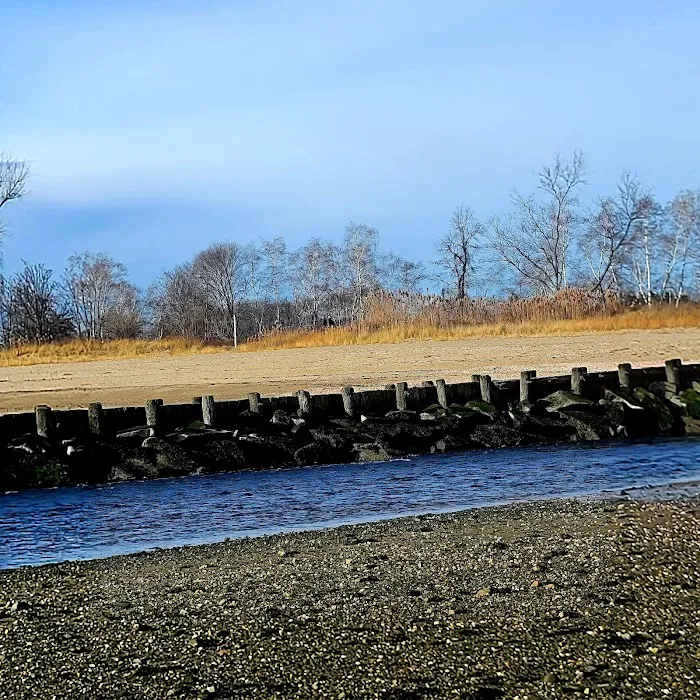 Burying Hill Beach Picture 5