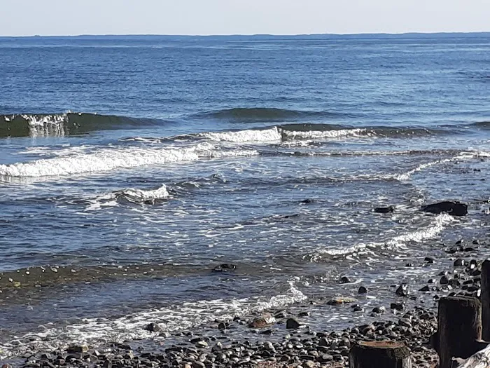 Burying Hill Beach Picture 2
