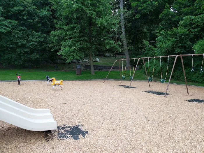 Club Court Park Picture 9