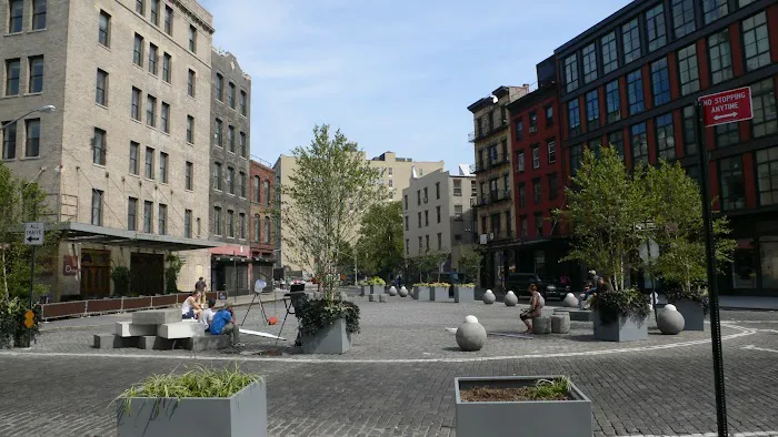 Gansevoort Plaza Picture 3