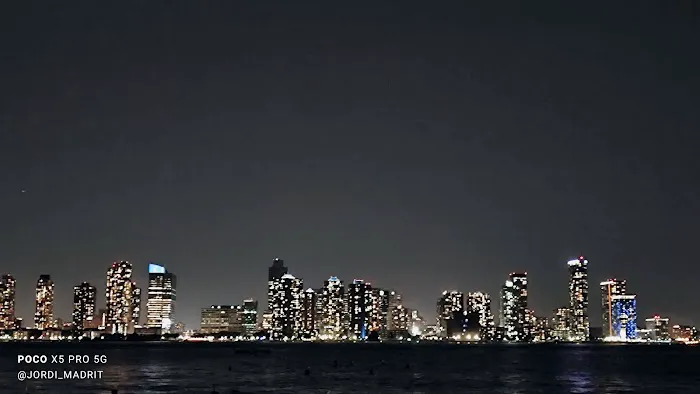 Hudson River Park Lookout Picture 2