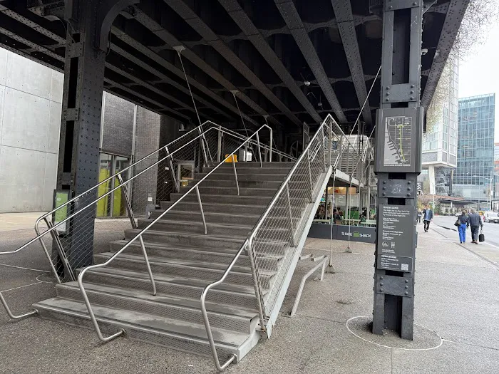 High Line Terminus Picture 2
