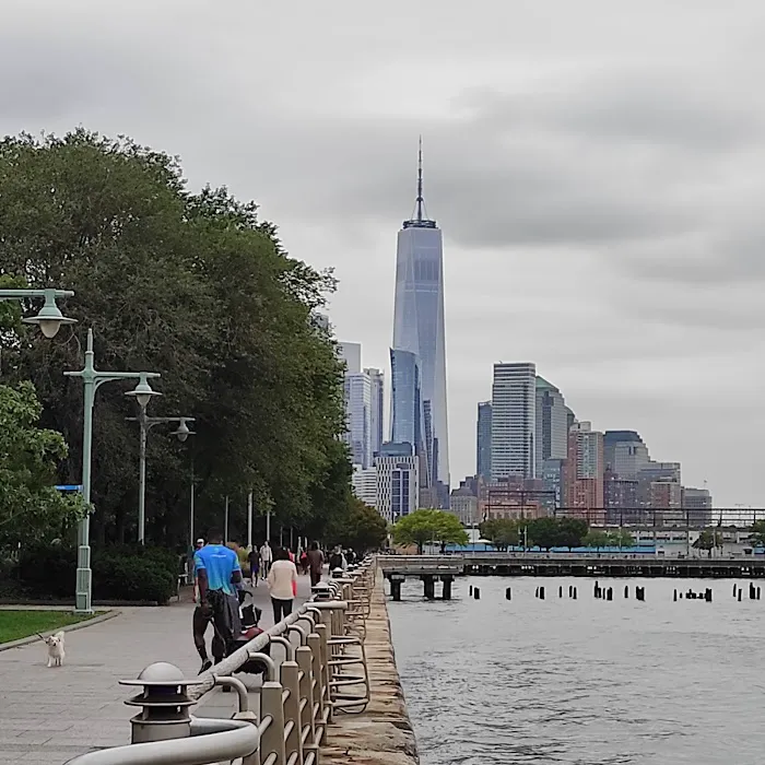 Pier 51 at Hudson River Park Picture 5