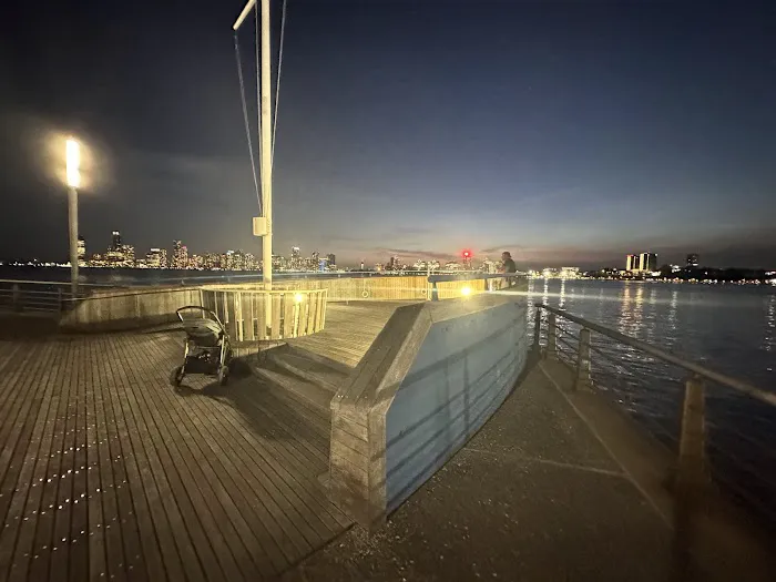 Pier 51 at Hudson River Park Picture 10