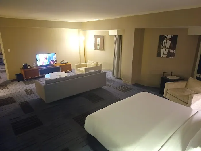Hilton Newark Airport Picture 3