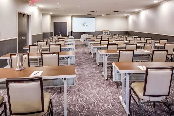 Hilton Newark Airport Picture 7