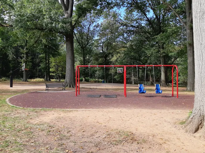 Elizabeth River Park Picture 3