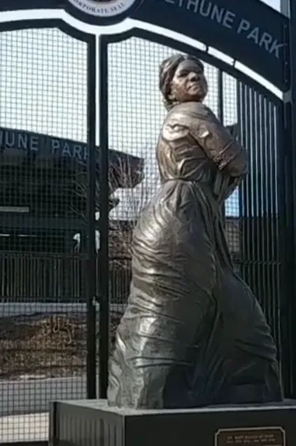 Mary McLeod Bethune Park Picture 5