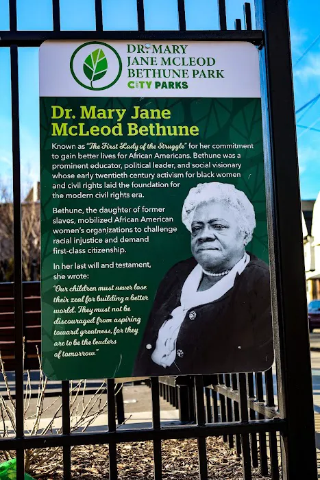 Mary McLeod Bethune Park Picture 8