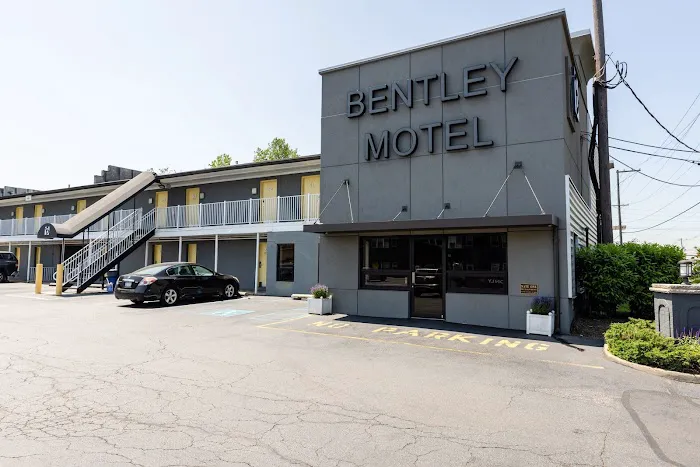 Bentley Motel Picture 3