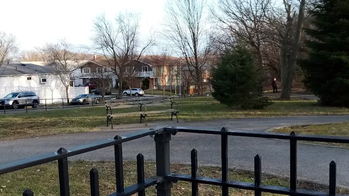Woodhull Park Picture 1