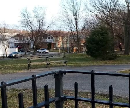 Woodhull Park
