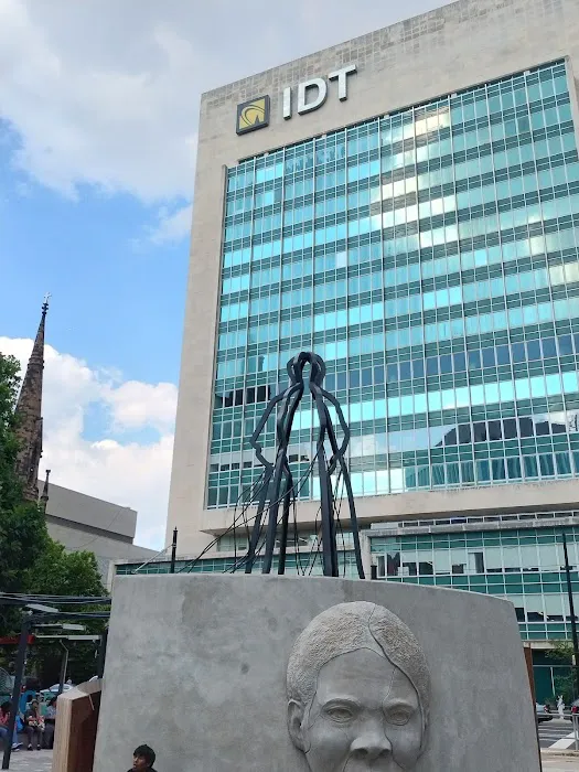 Harriet Tubman Square Picture 9