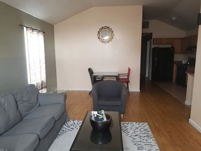 Racpanos Modern Stays Picture 5