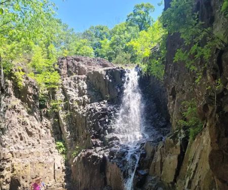 Hemlock Falls