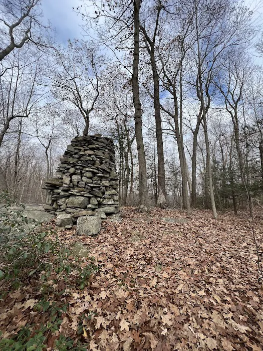 Black Rock Forest - Mine Hill Road Trailhead Picture 2