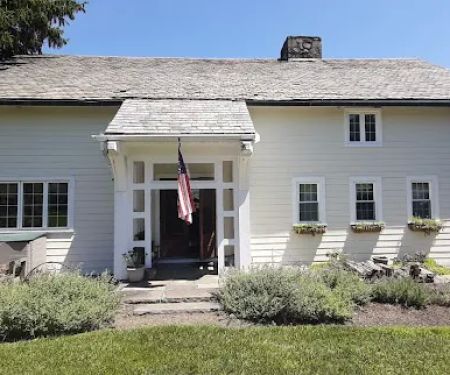 Storm King Lodge