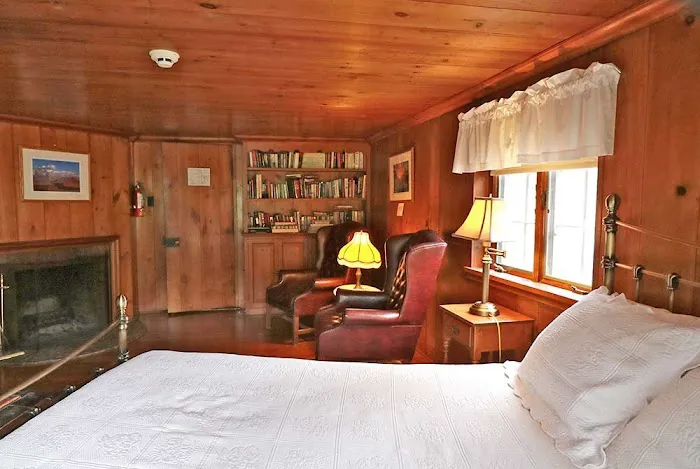 Storm King Lodge Picture 10