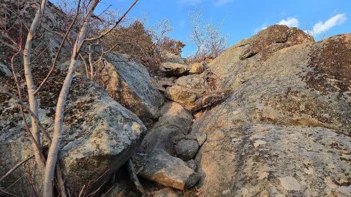 Mount Beacon Rock Scramble Picture 5
