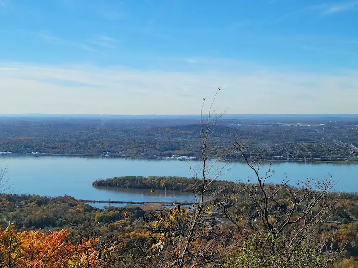 Beacon Overlook Picture 1