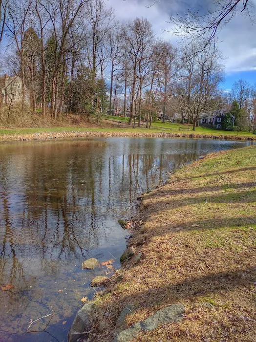 Gunther Pond Park Picture 1