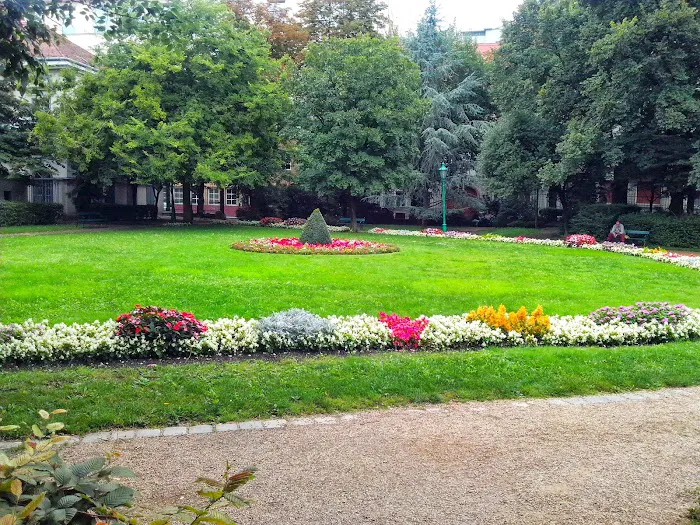 Karolyi Park Picture 2