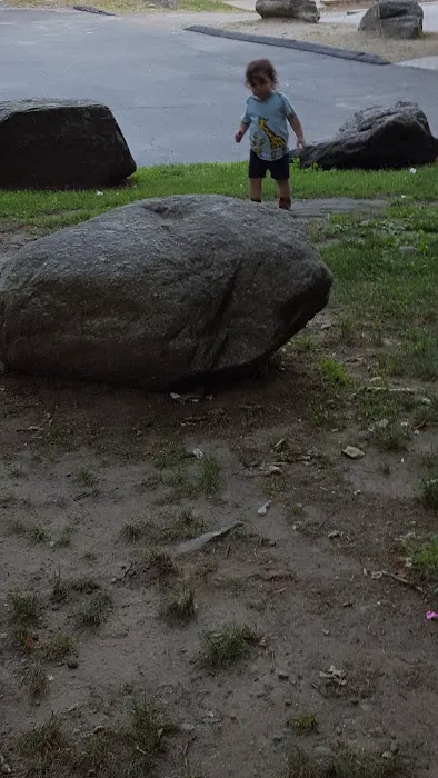 Tunxis Hill Park Picture 5