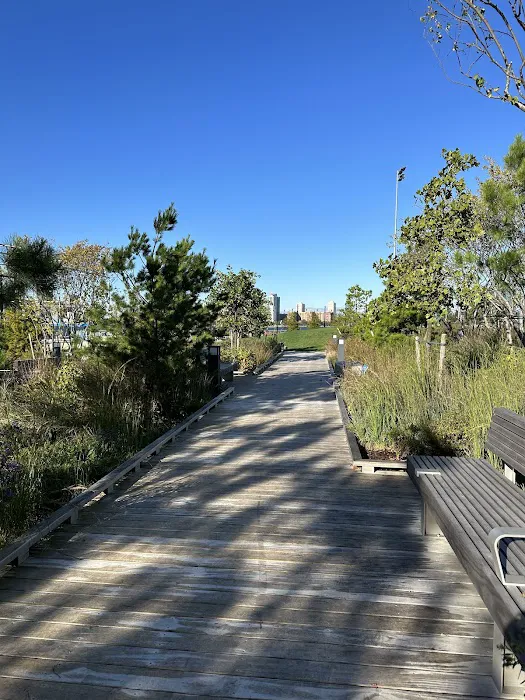 Gansevoort Peninsula Picture 7