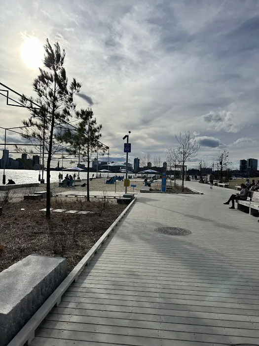 Gansevoort Beach Picture 9