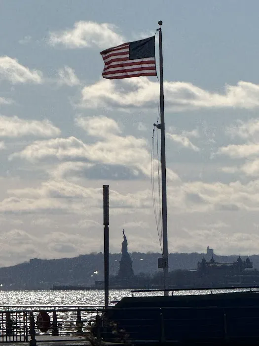 Gansevoort Landing Picture 1