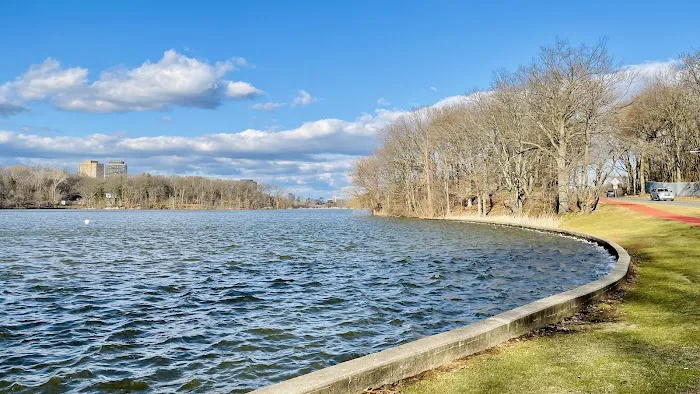 Weequahic Lake Trail Picture 4