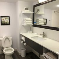 Hampton Inn Newark Airport ico