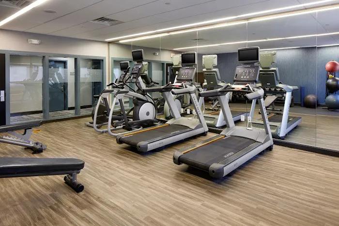 Hampton Inn Newark Airport Picture 8