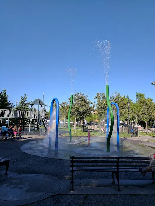 Bloomingdale Park Picture 5