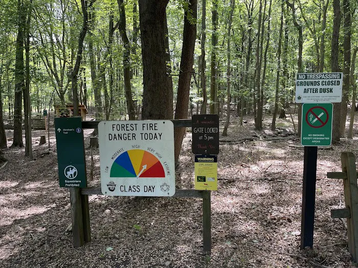 Clay Pit Ponds State Park Picture 4