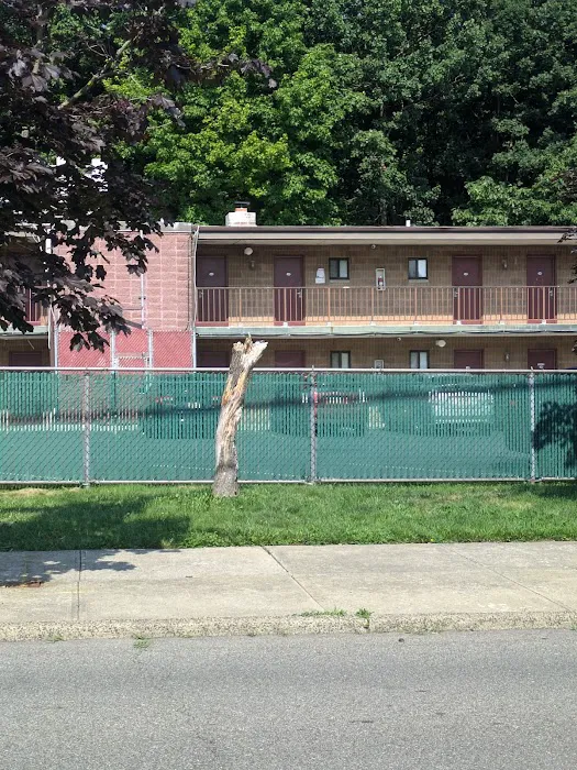 West Shore Motel Picture 4