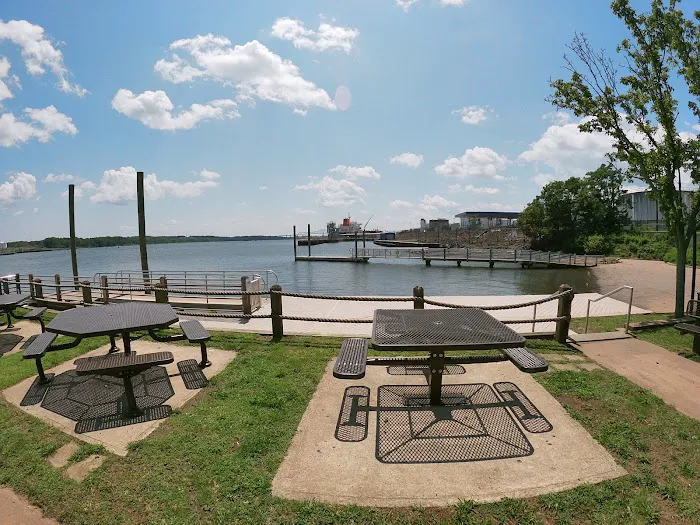 Captain Carlsen Park Picture 1