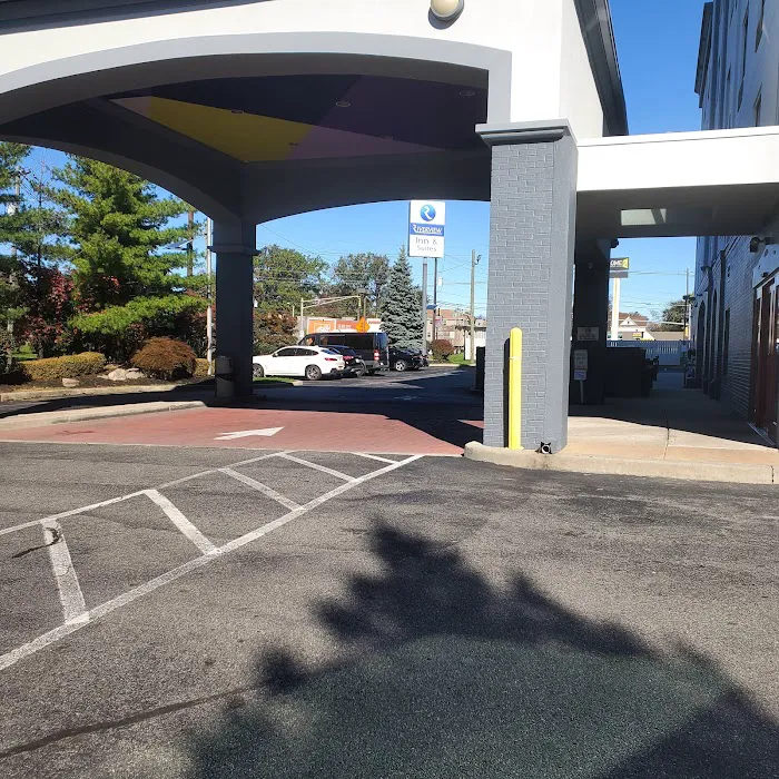 Spark by Hilton Rahway Picture 6