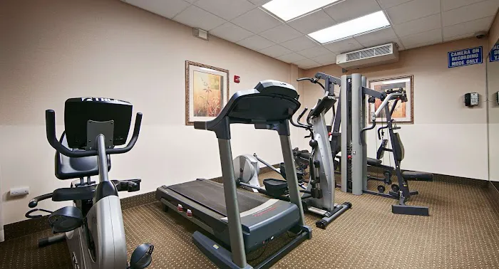 Riverview Inn & Suites Picture 1
