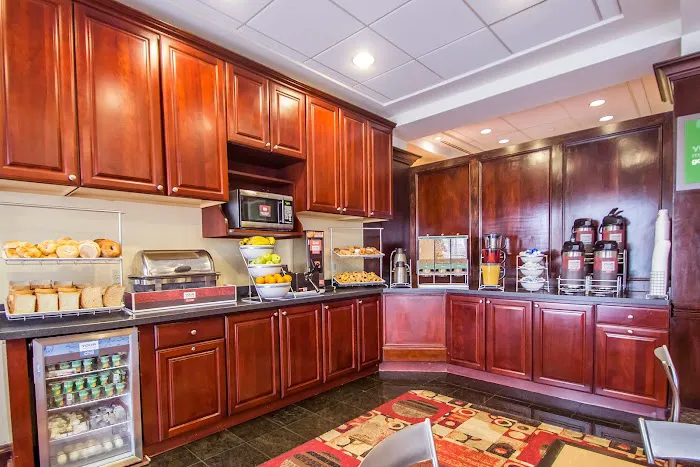 Comfort Suites at Woodbridge Picture 6
