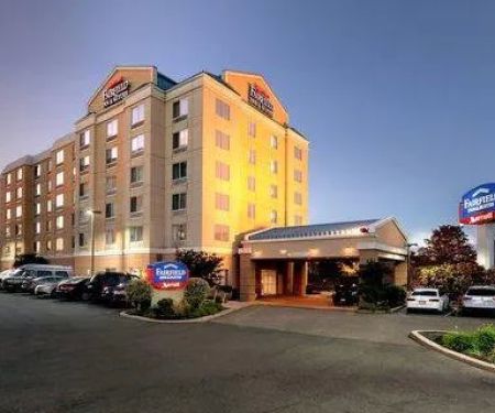 Fairfield Inn & Suites Woodbridge