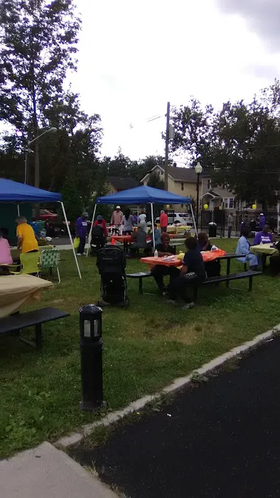 Bud Simmons/Pine Street Park Picture 9