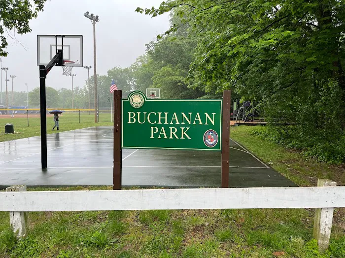 Buchanan Park Picture 2