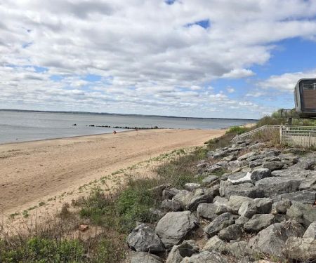 Wolfe's Park Beach Area